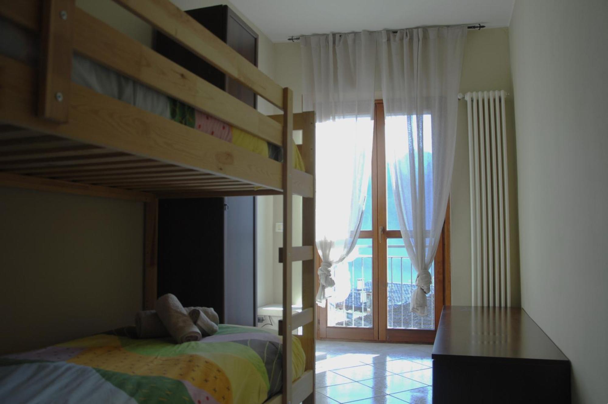 Typical Apartment In Valtellina Sondrio Bagian luar foto