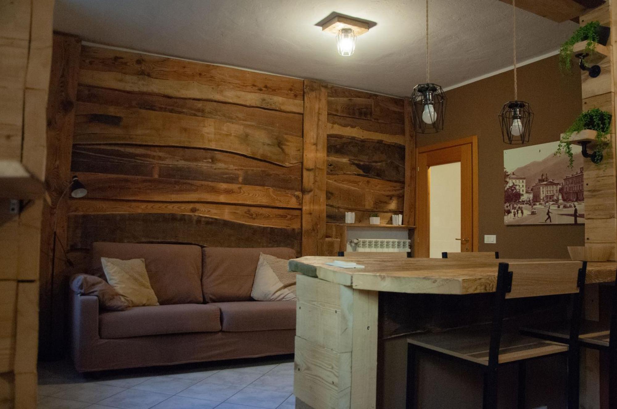 Typical Apartment In Valtellina Sondrio Bagian luar foto